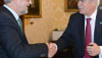 El ministro se reúne con el rector de la Universidad de Salamanca