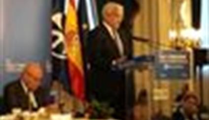 El secretario de Estado de Asuntos Exteriores presenta en el Foro España Internacional al secretario General de la Unión por el Mediterráneo (UpM)