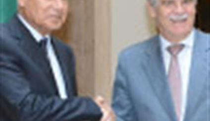 El ministro recibe al secretario general de la Liga Árabe