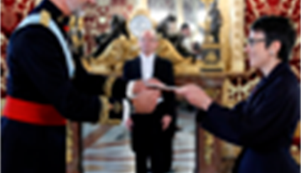 Su Majestad el Rey recibe cartas credenciales de nuevos embajadores