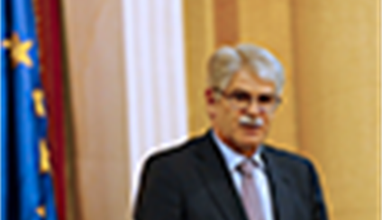 El ministro presenta una iniciativa para que los ciudadanos reflexionen sobre el futuro de la UE