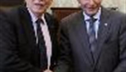 Josep Borrell recibe al secretario general de la Unión por el Mediterráneo