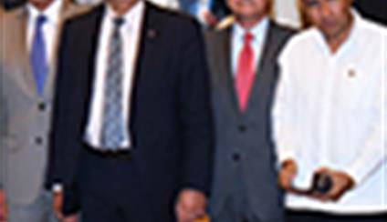 El ministro Borrell se reúne con los embajadores iberoamericanos