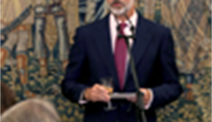 Sus Majestades los Reyes presiden el Patronato del Instituto Cervantes