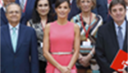 Doña Letizia inaugura la reunión anual de directores del Cervantes