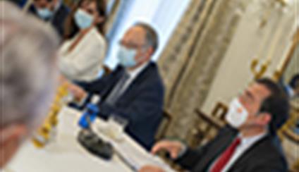 El ministro se reúne con los alcaldes de la Mancomunidad del Campo de Gibraltar 