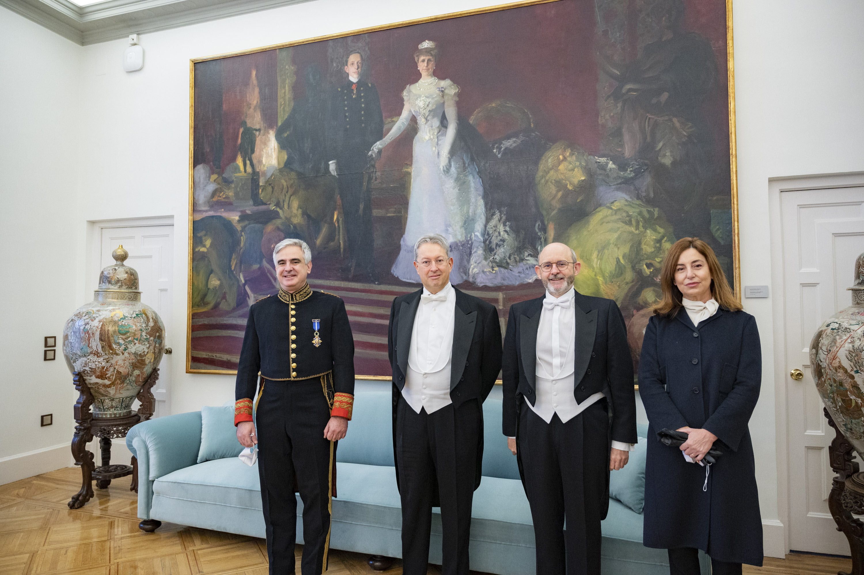 Su Majestad el Rey recibe las cartas credenciales de nuevos embajadores
