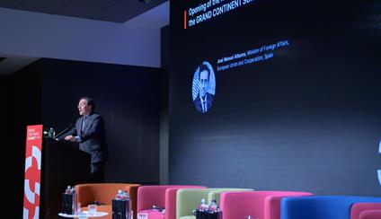 José Manuel Albares participa en la primera Cumbre “Grand Continent”
