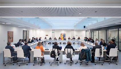 Minister Albares boosts Spanish business presence in Africa and cultural and academic proposals from civil society