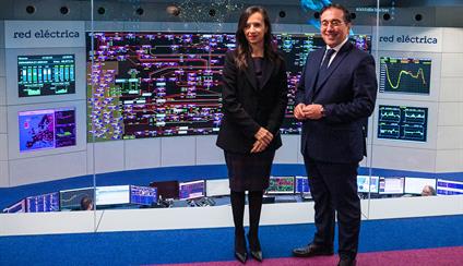 José Manuel Albares and Beatriz Corredor underline the need to speed up electricity interconnections with Europe