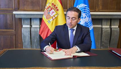 El Ministro de Asuntos Exteriores firma el acuerdo de sede con PNUD, que trasladará a 100 trabajadores a Madrid